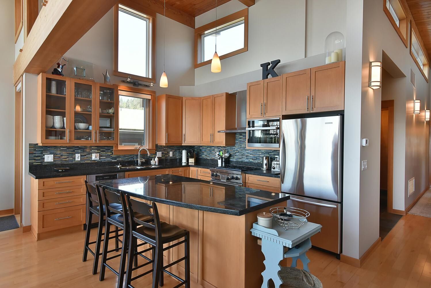 Listing Image 15