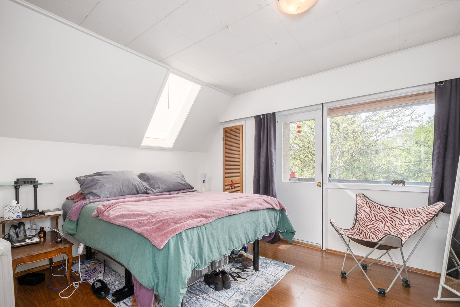 Listing Image 11