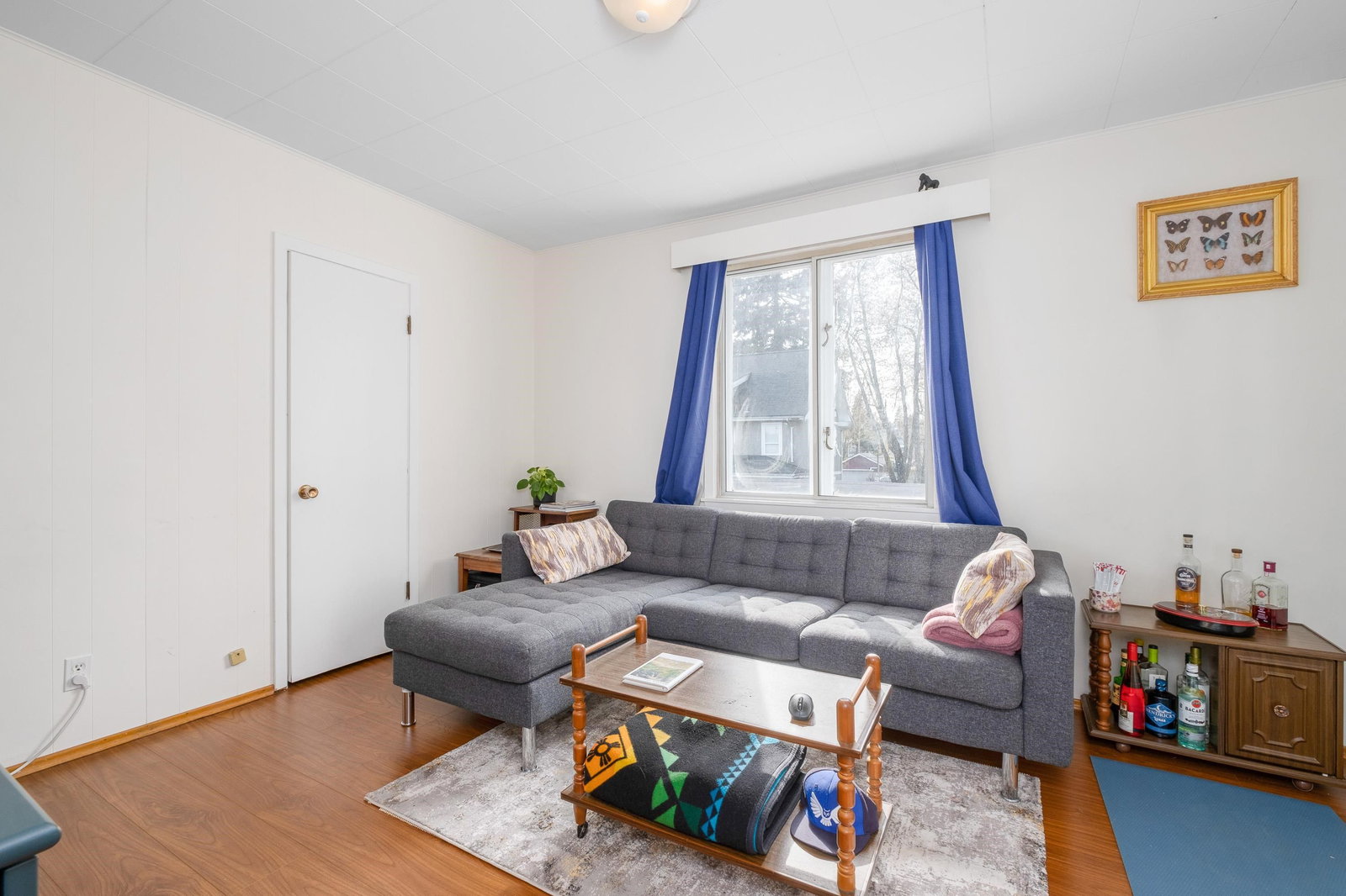 Listing Image 5