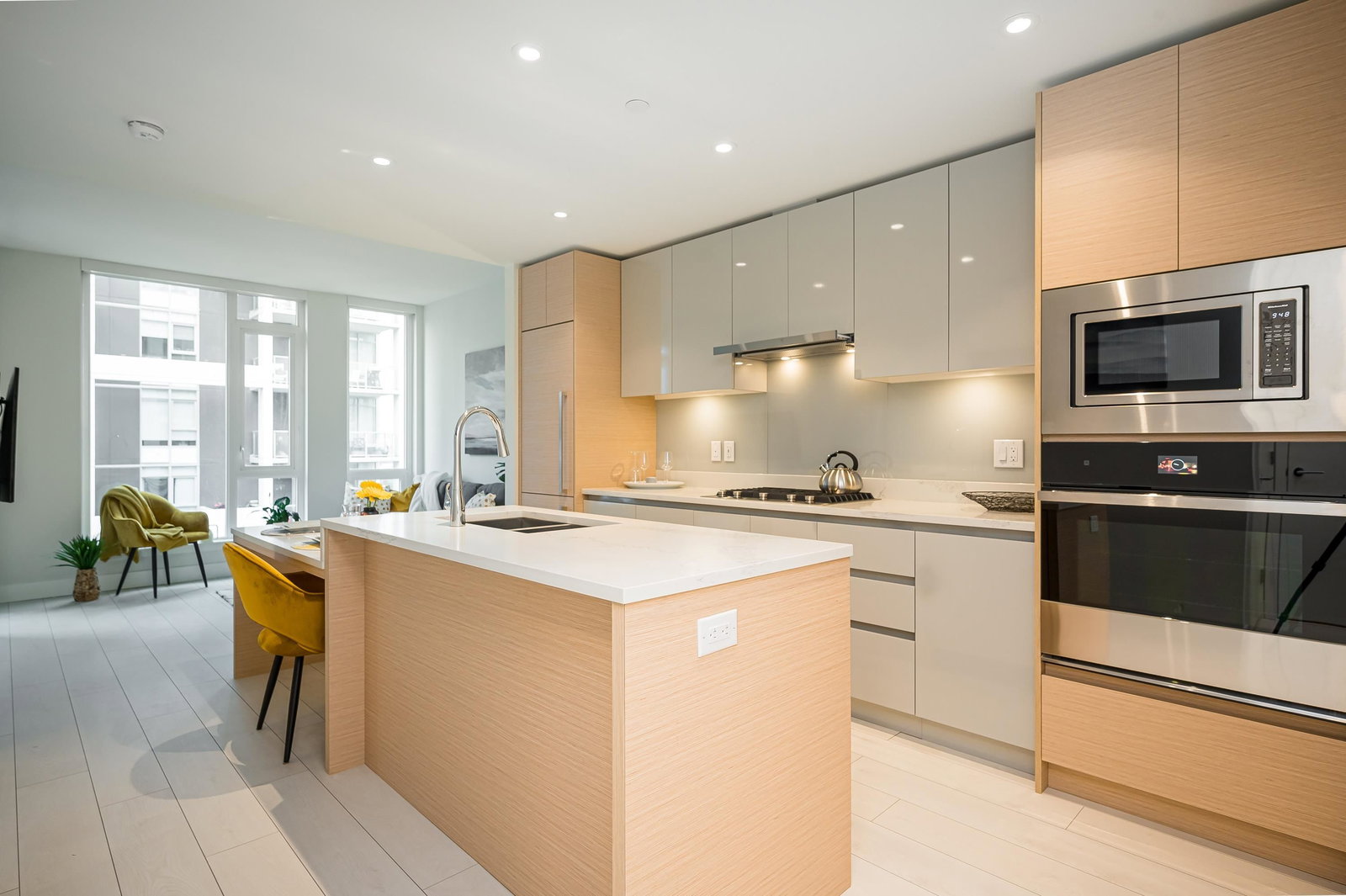 Listing Image 9