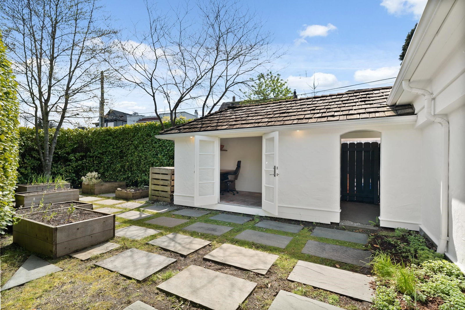 Listing Image 20