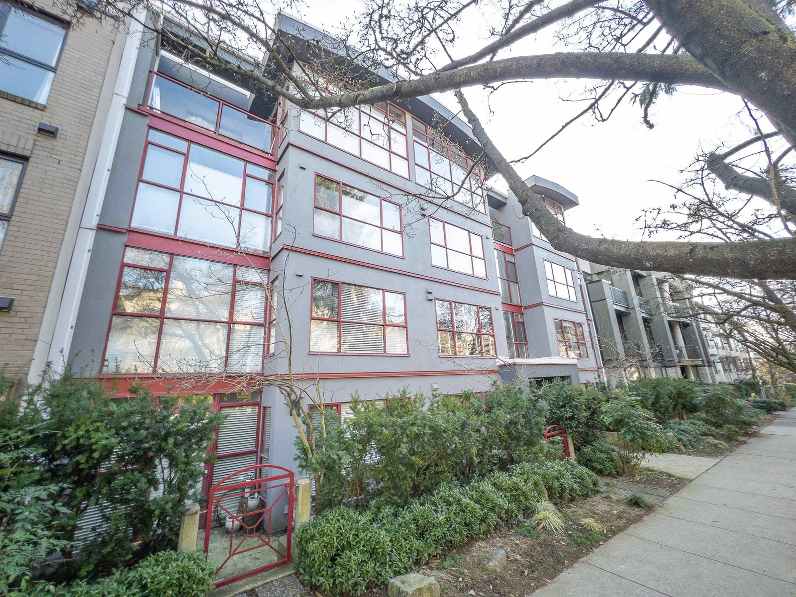 Listing Image 18