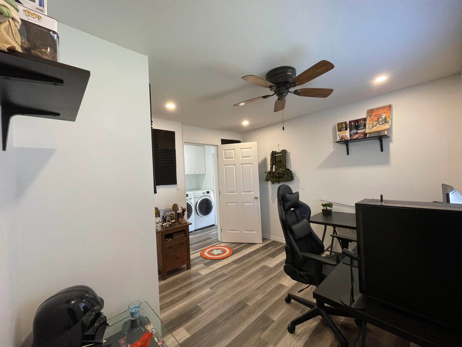 Listing Image 14