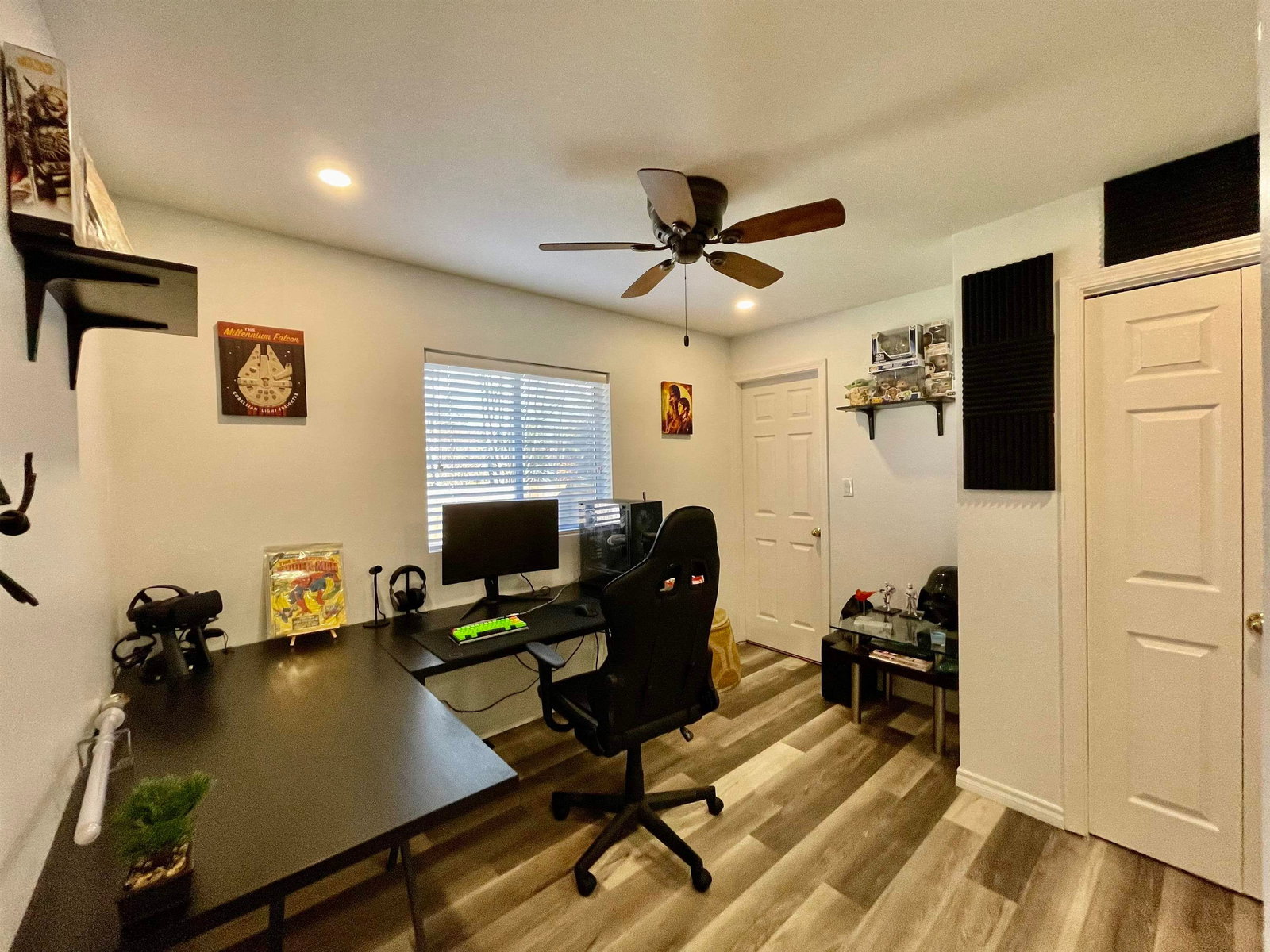 Listing Image 15