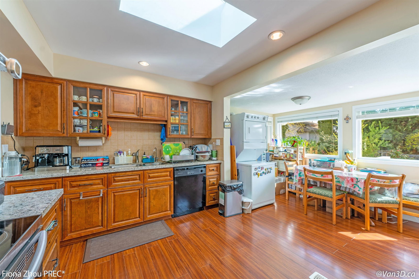 Listing Image 14