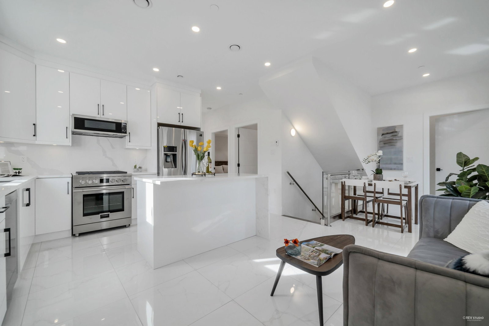 Listing Image 9