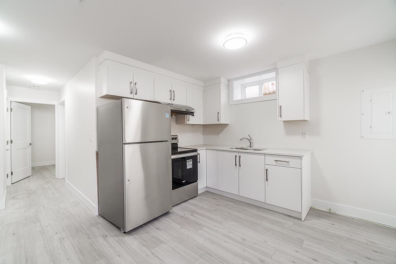 Listing Image 19