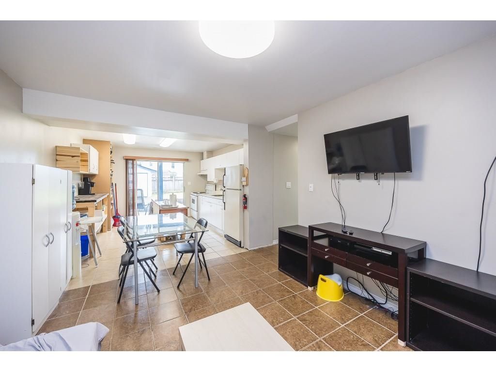 Listing Image 25
