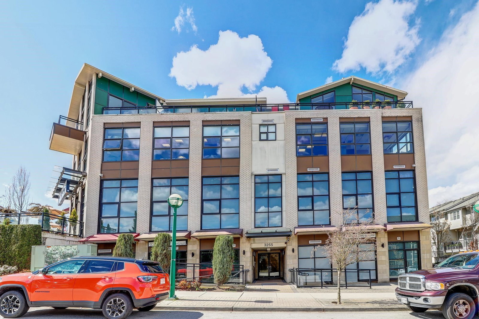 Listing Image 2