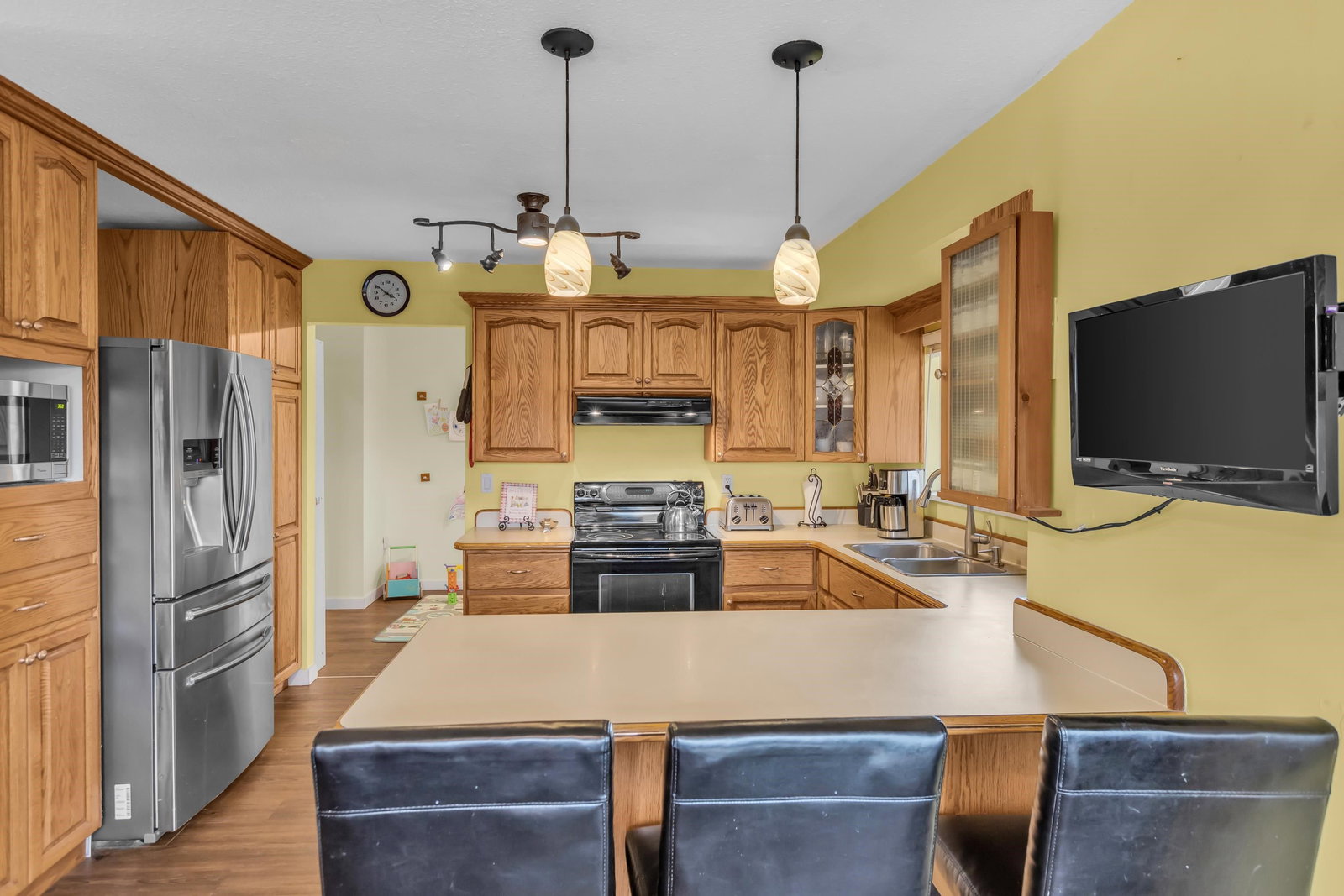 Listing Image 11