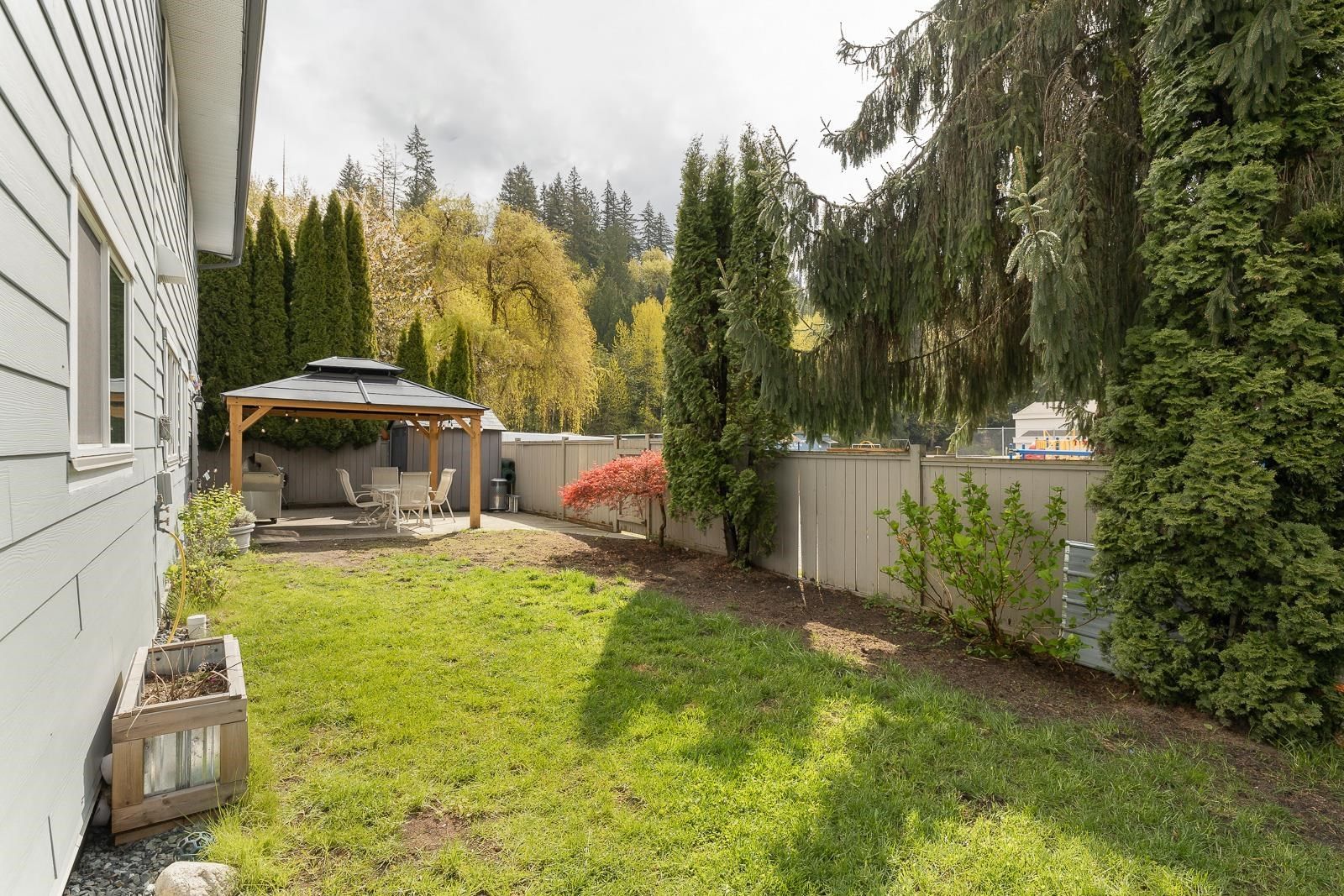 Listing Image 24