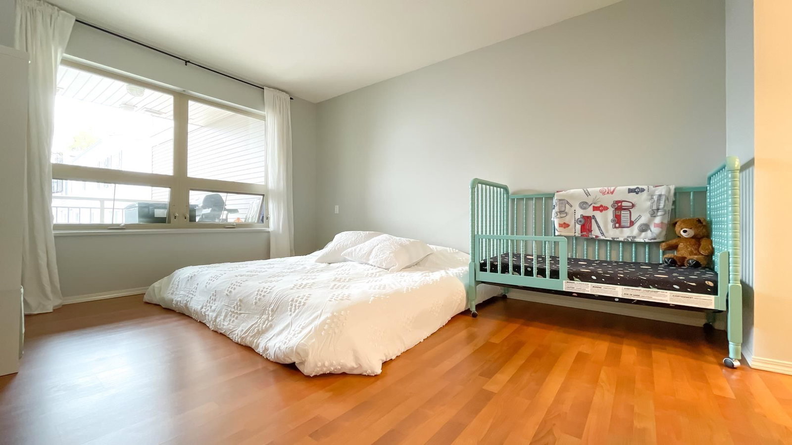 Listing Image 15
