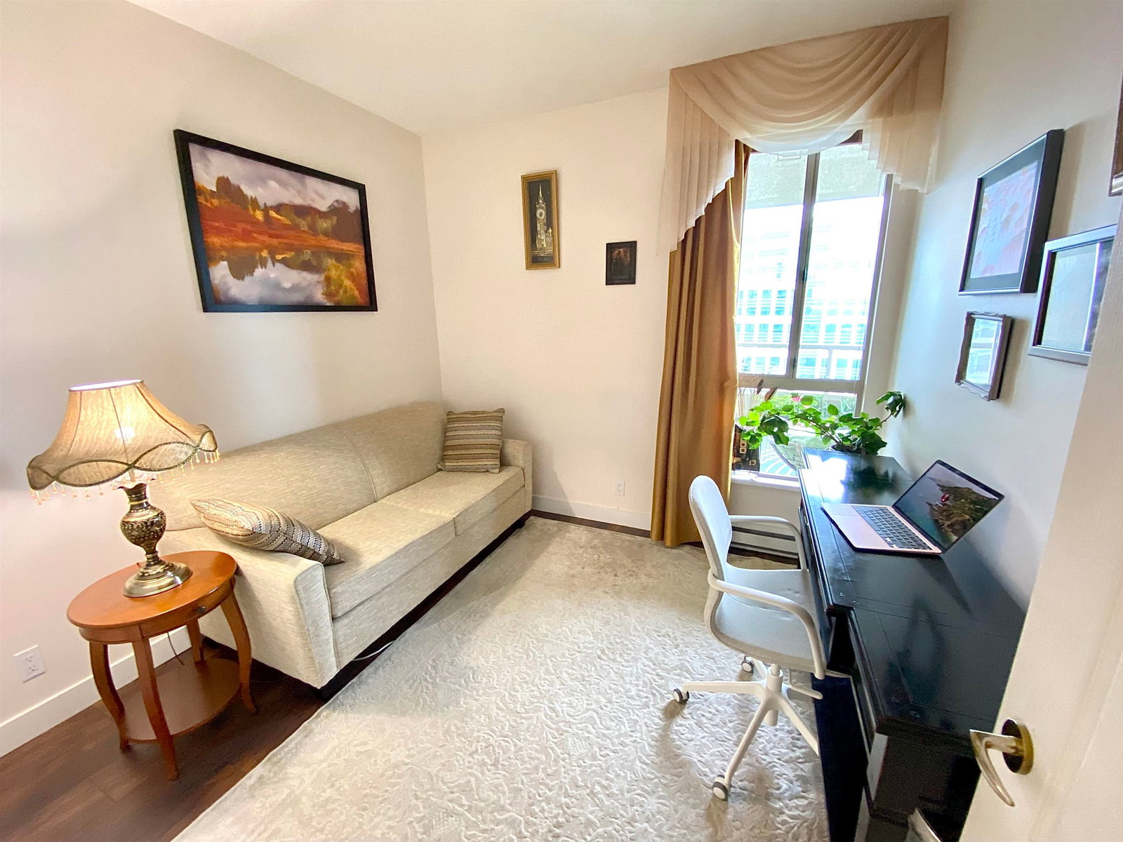 Listing Image 20