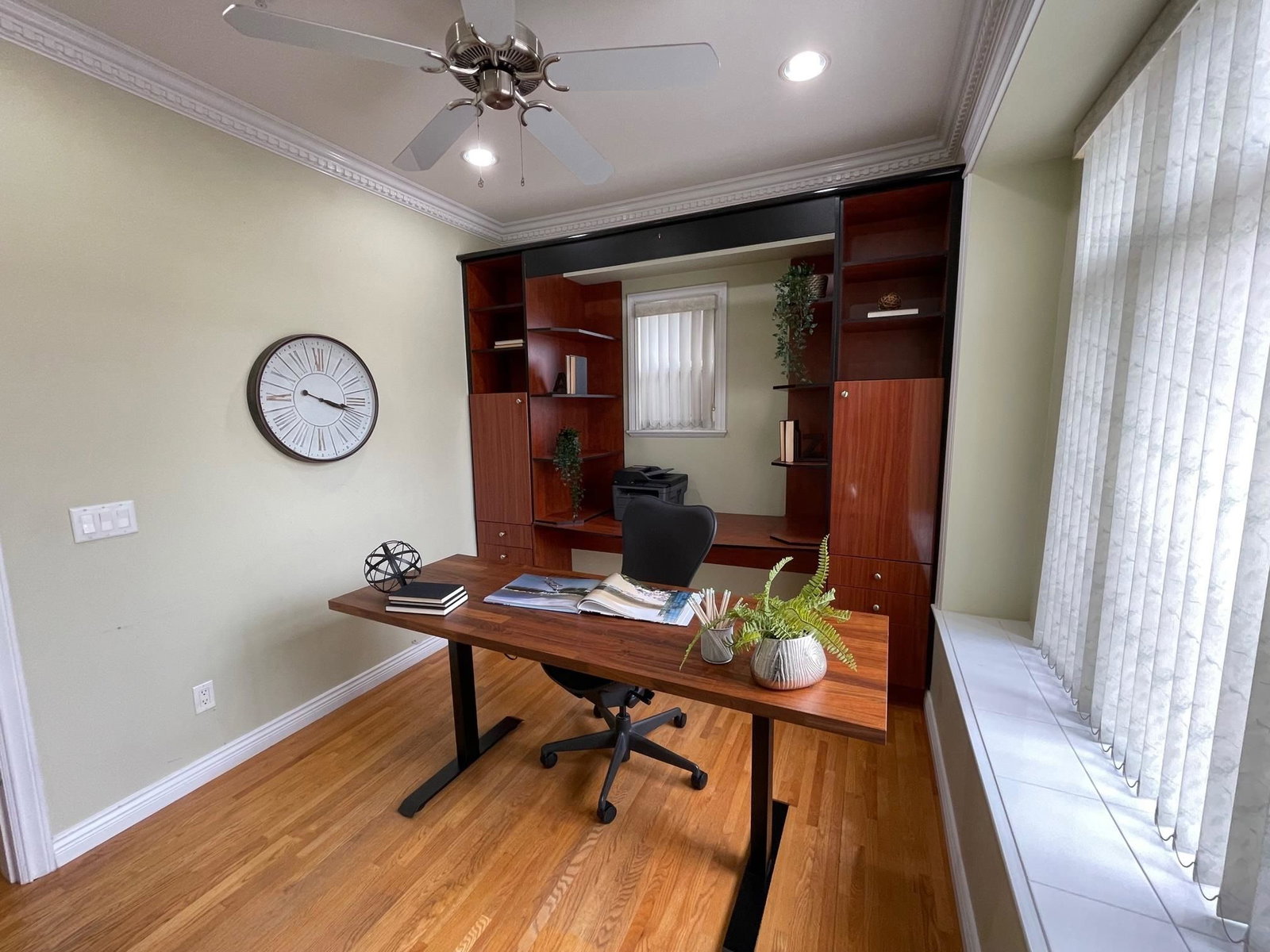 Listing Image 5