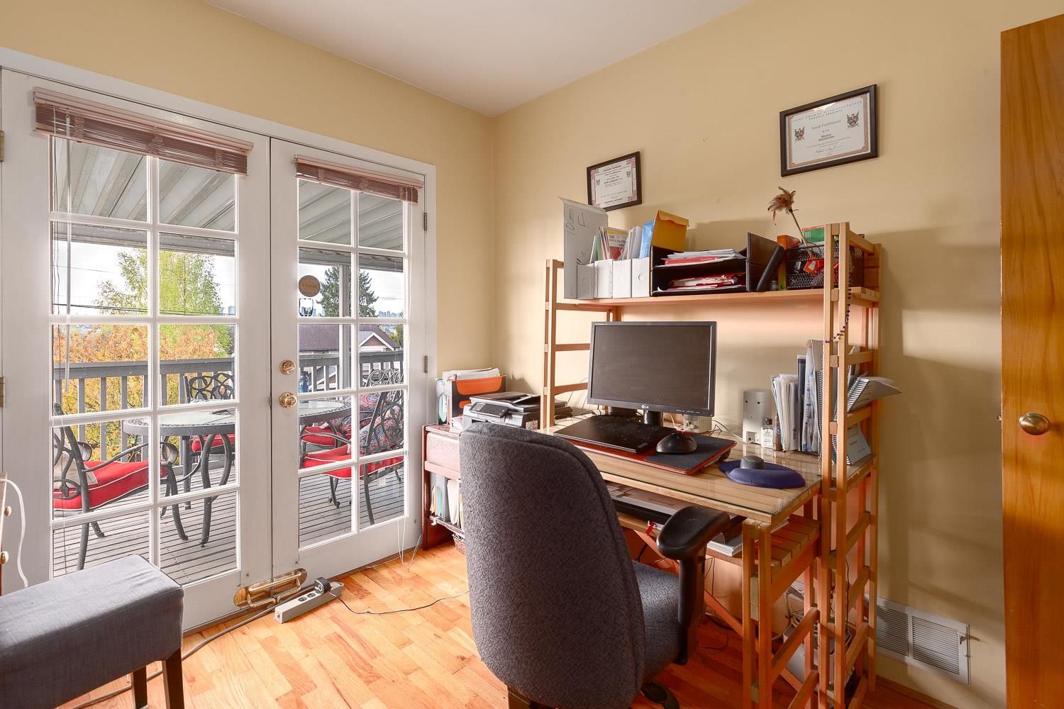 Listing Image 15