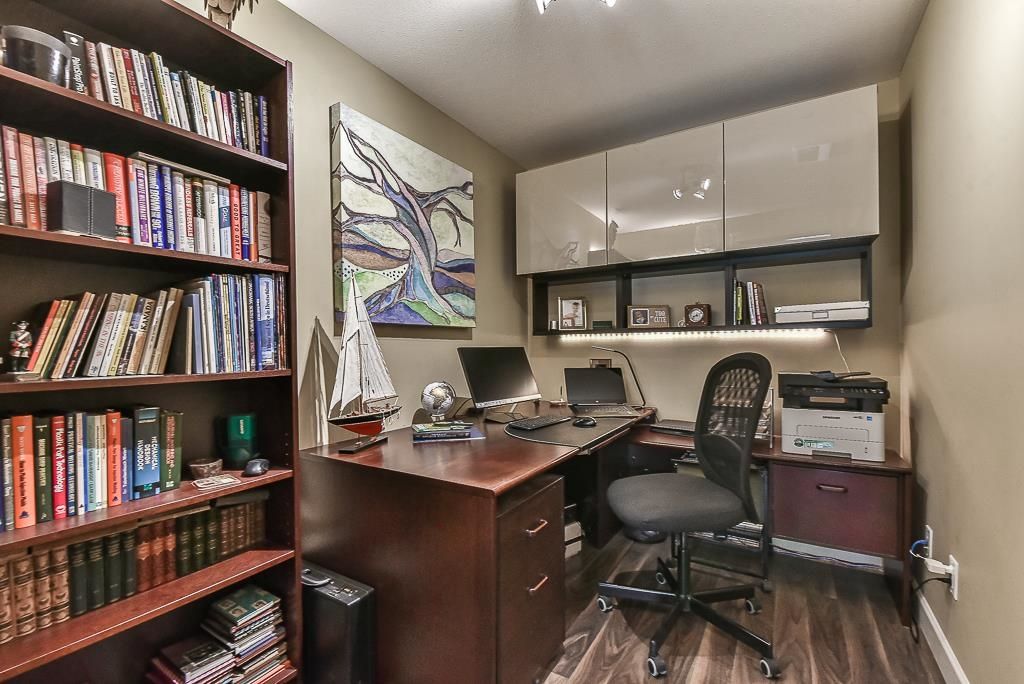 Listing Image 16