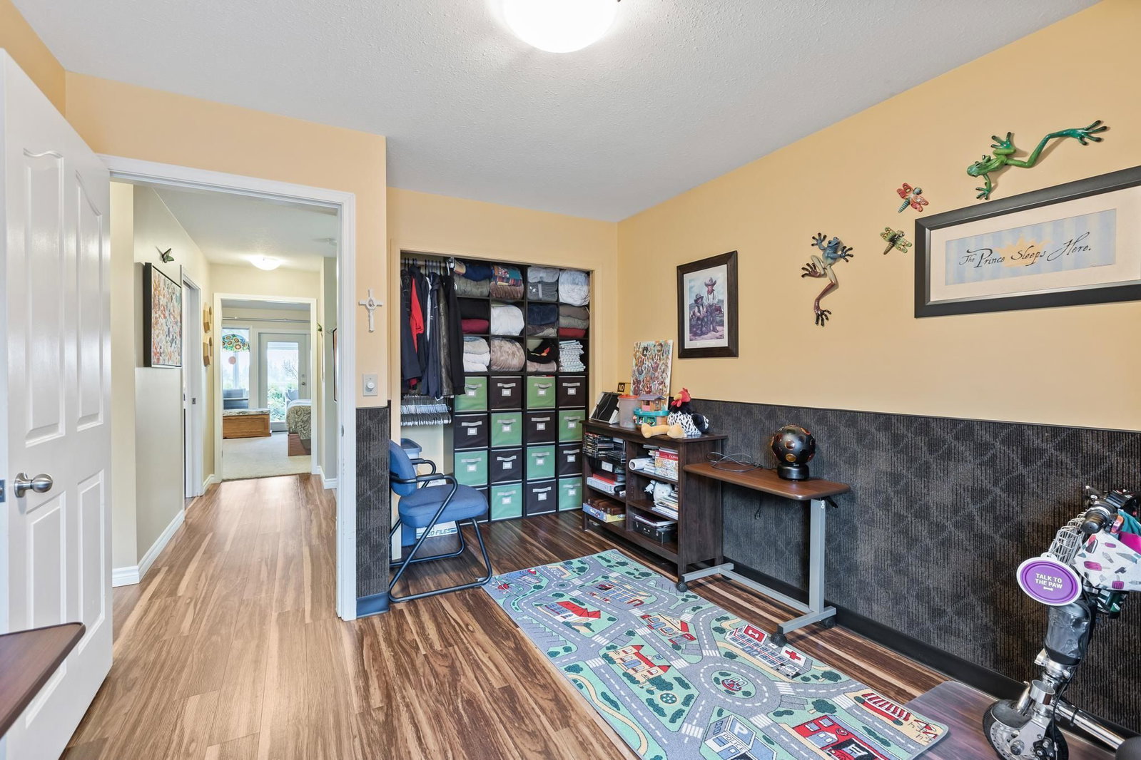 Listing Image 16
