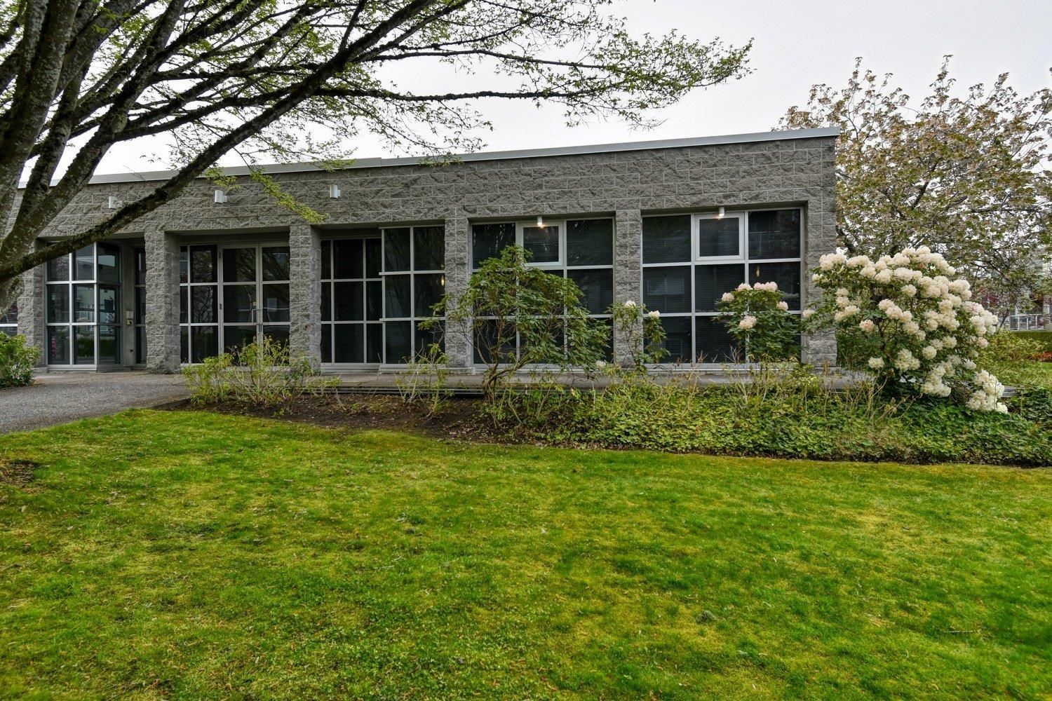 Listing Image 24