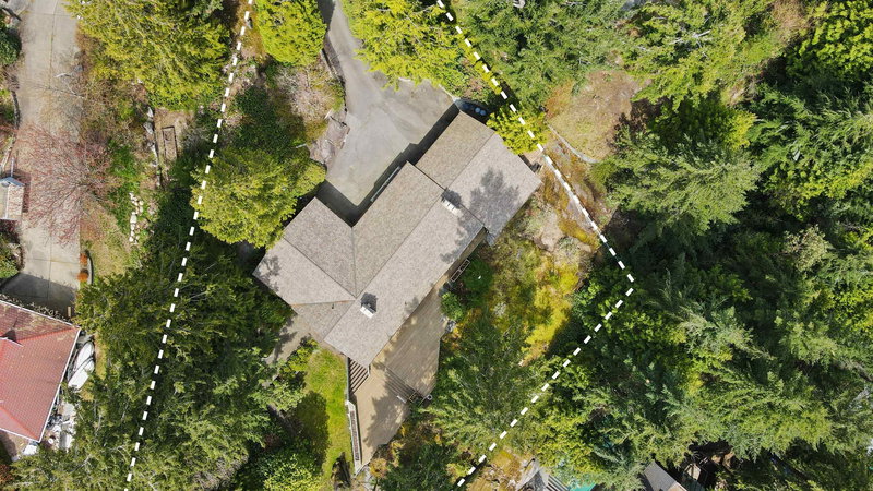 4663 Woodridge Place, West Vancouver, V7S 2X1 | Image 2