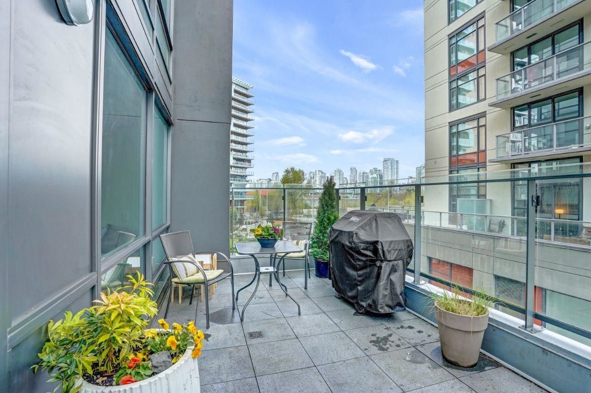 Listing Image 18