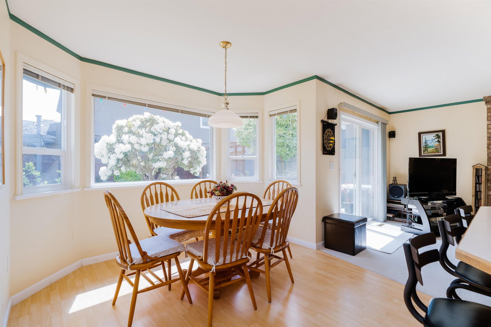 Listing Image 14