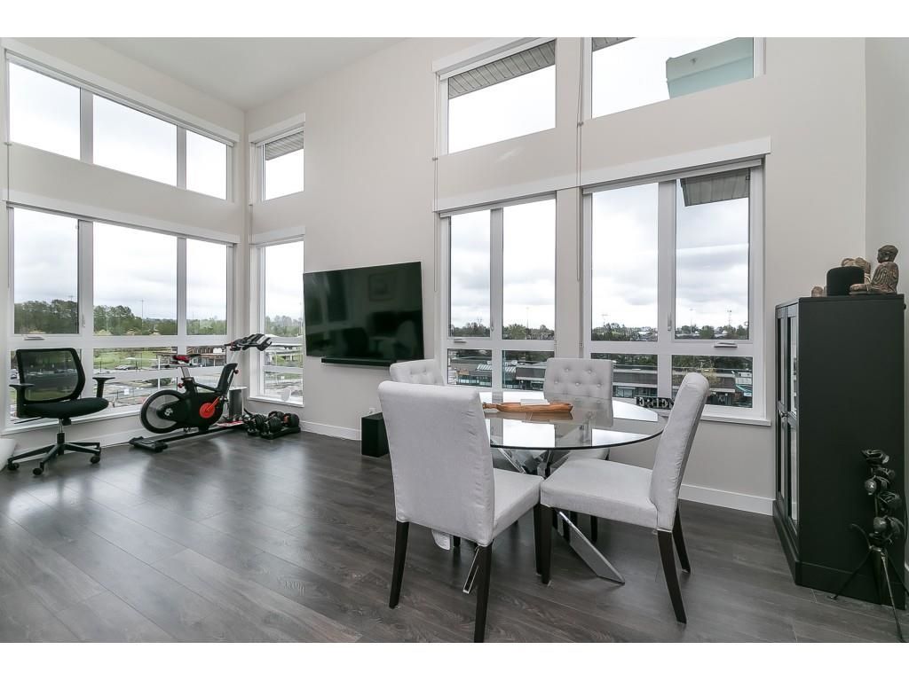 Listing Image 10