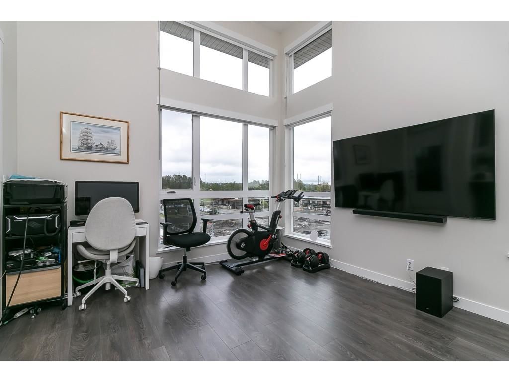 Listing Image 13