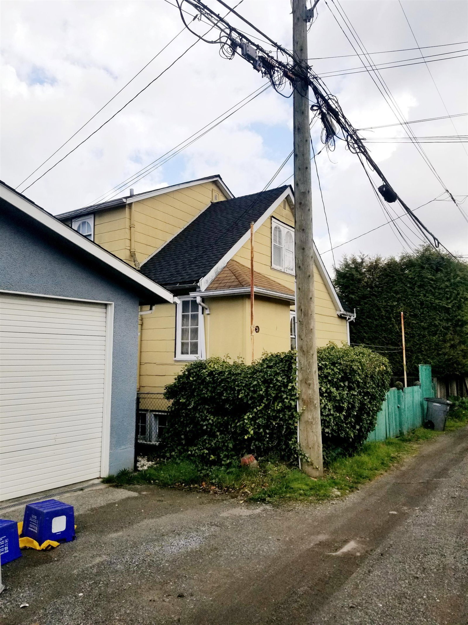 Listing Image 5