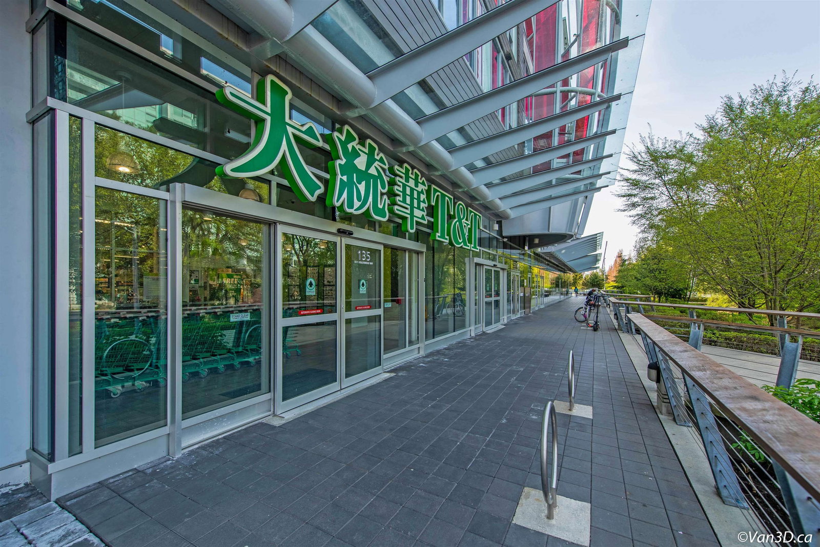 Listing Image 8