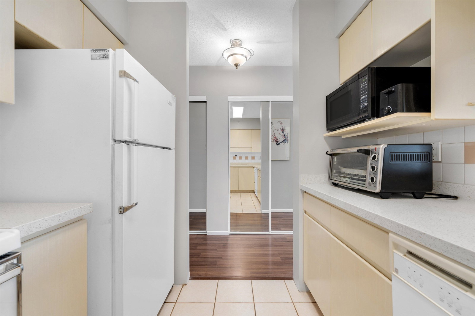 Listing Image 20