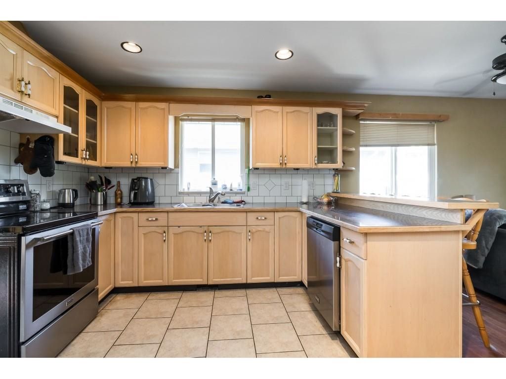 Listing Image 13