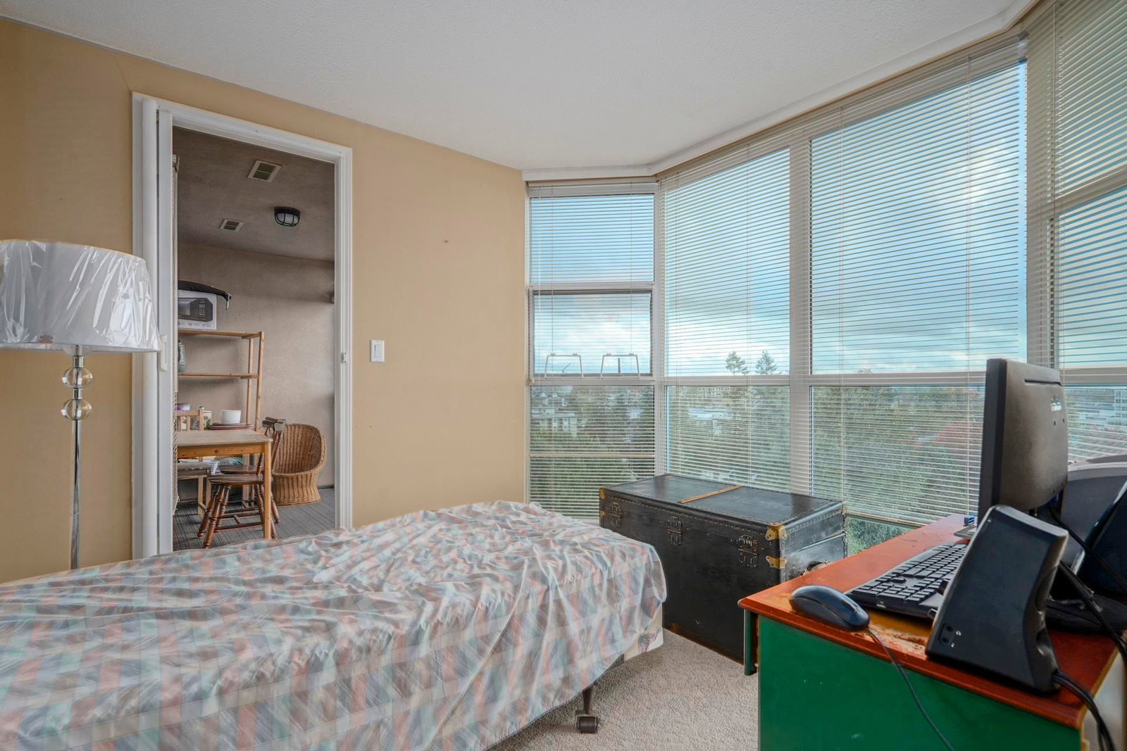 Listing Image 23