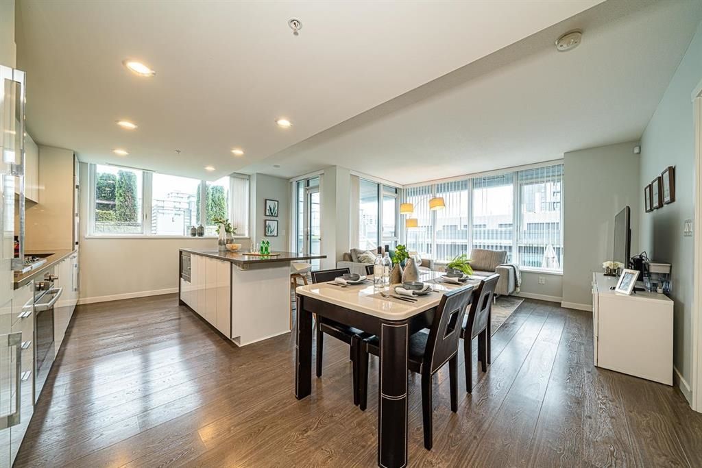 Listing Image 9