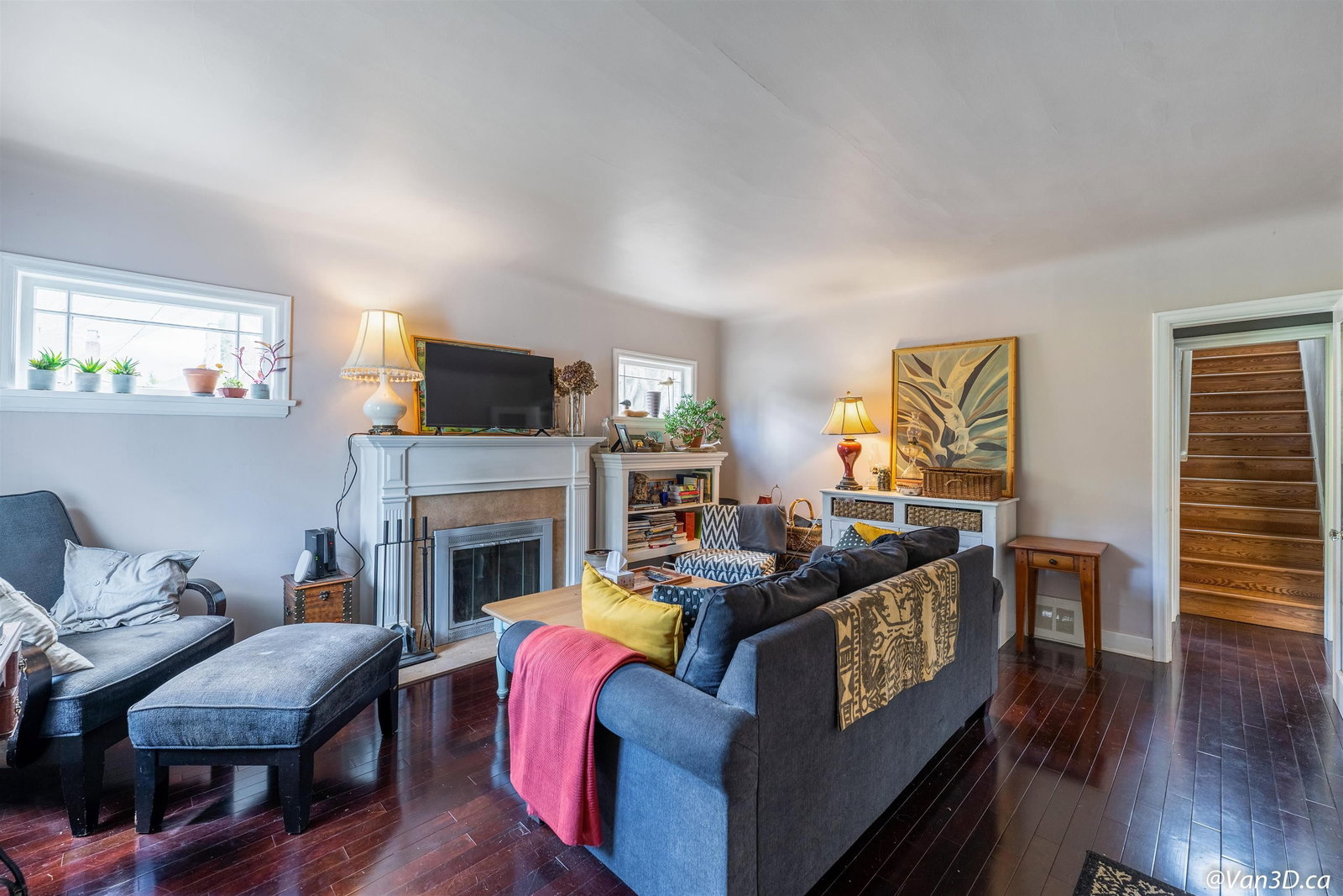 Listing Image 5