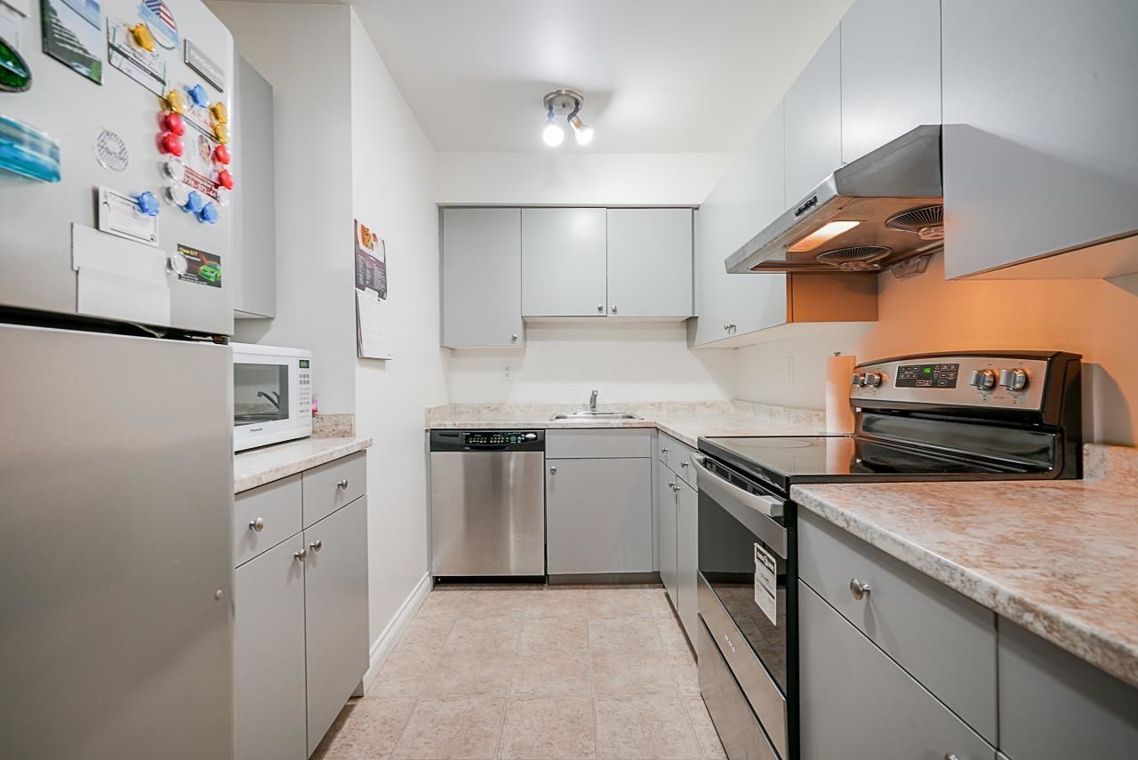 Listing Image 16
