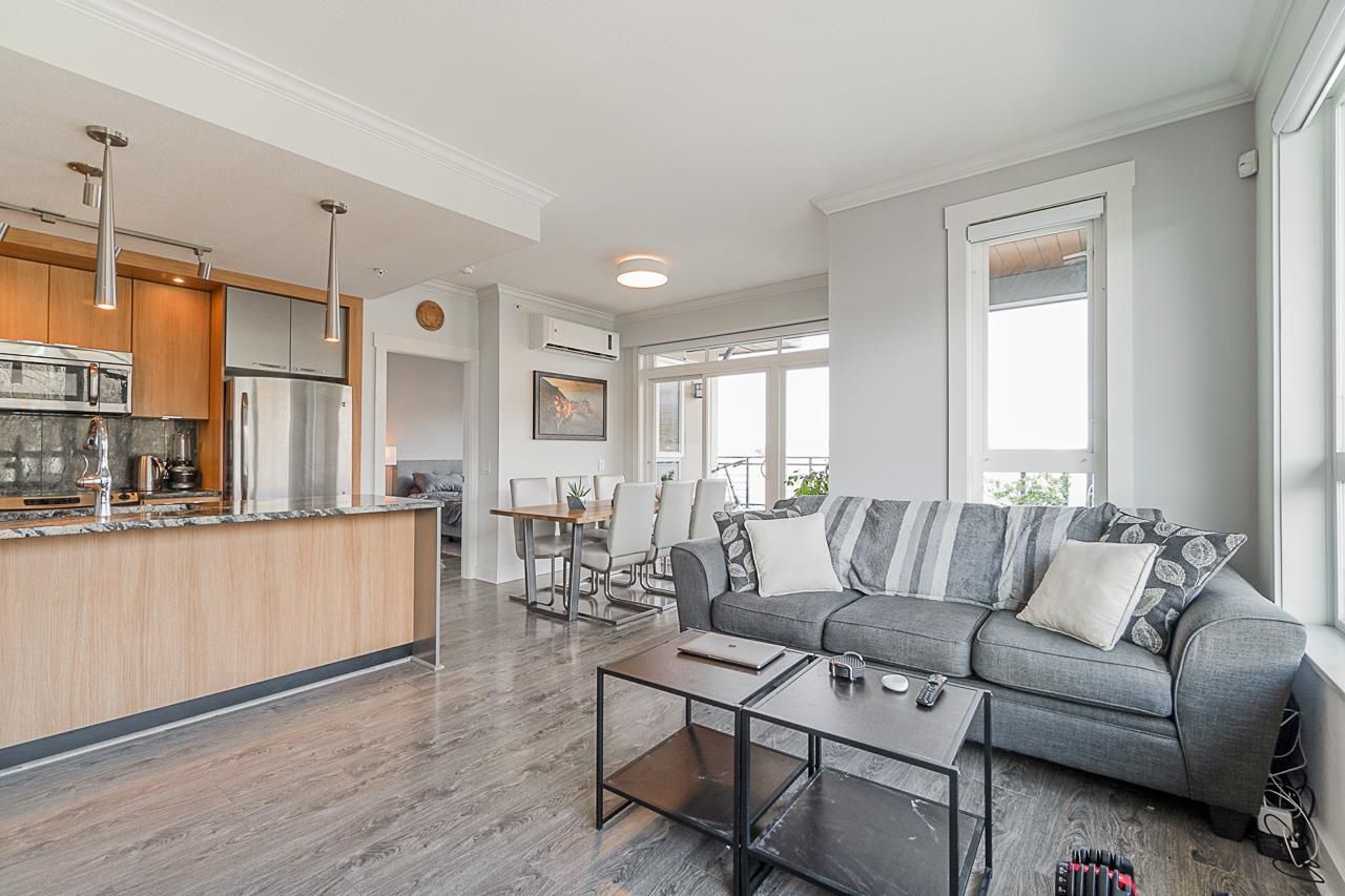Listing Image 19