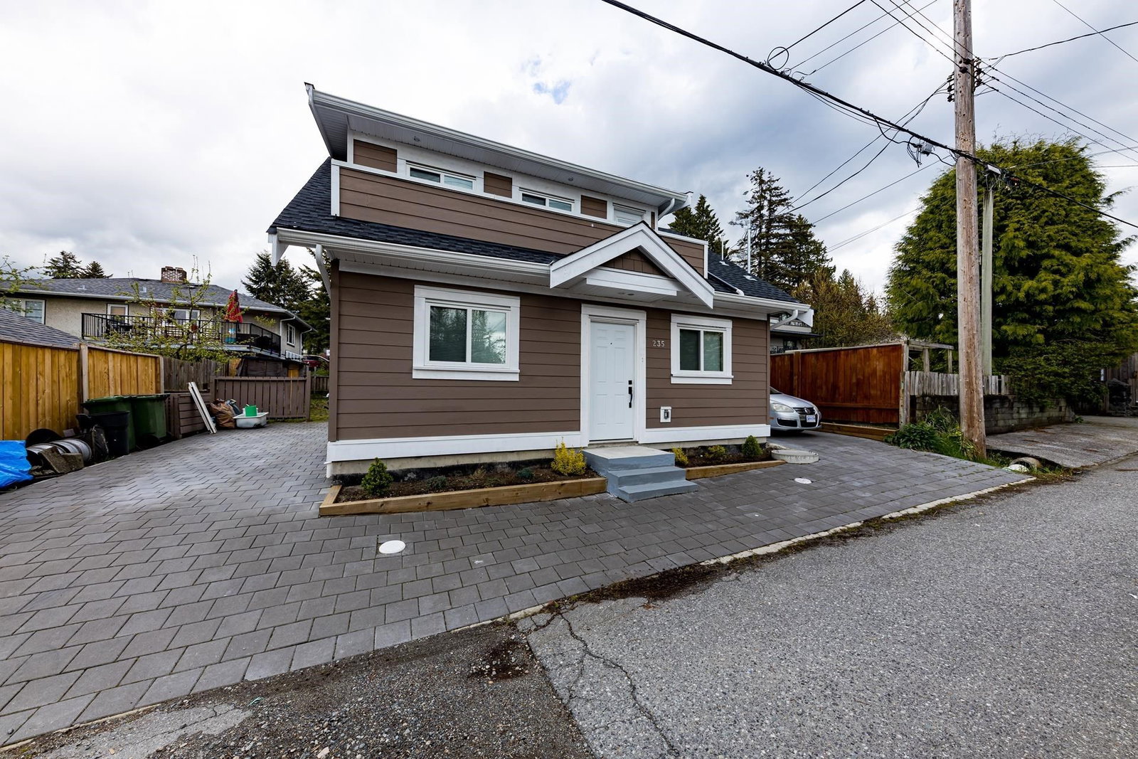 Listing Image 8