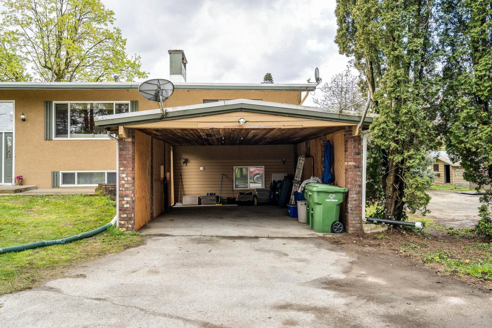 Listing Image 12