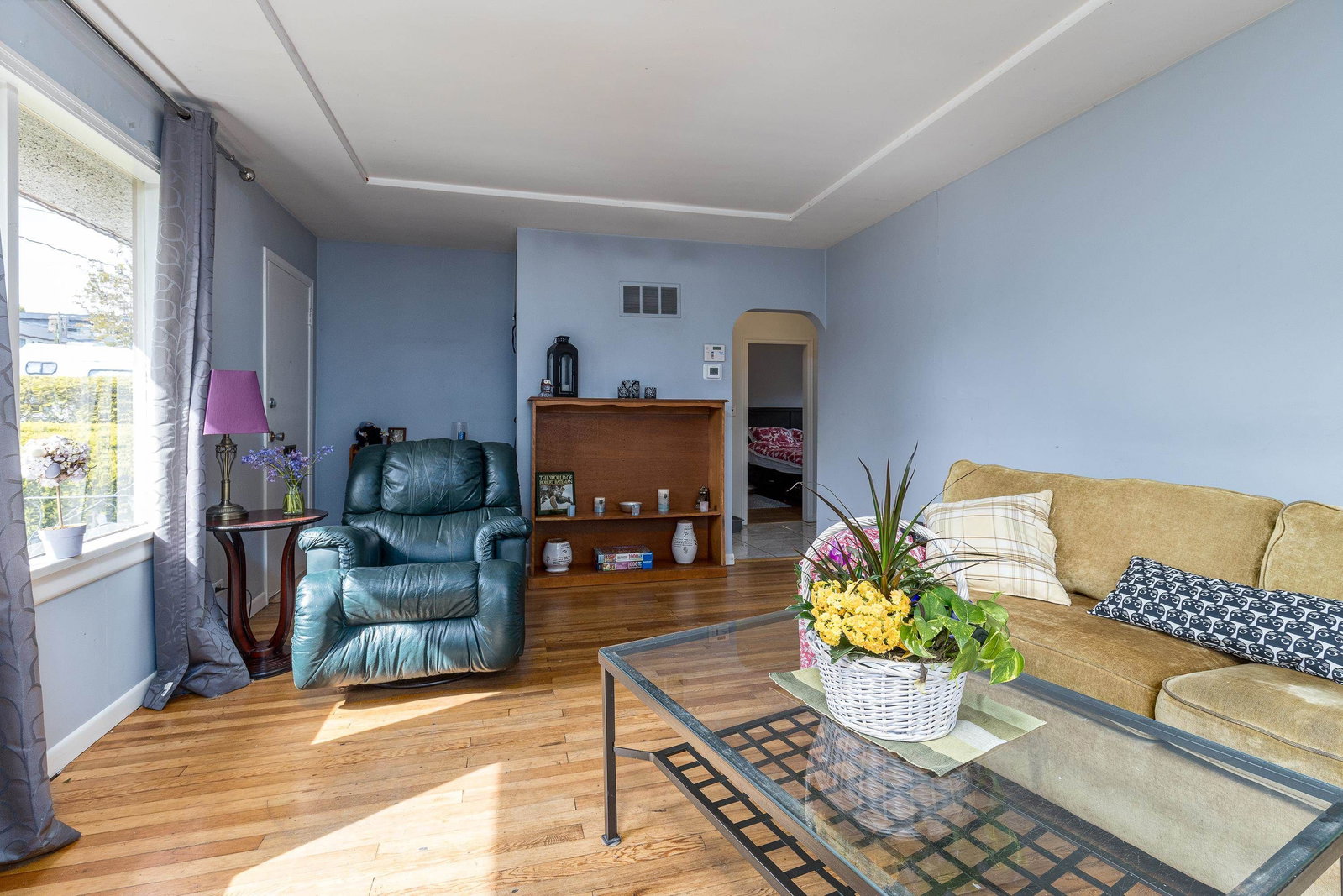 Listing Image 15
