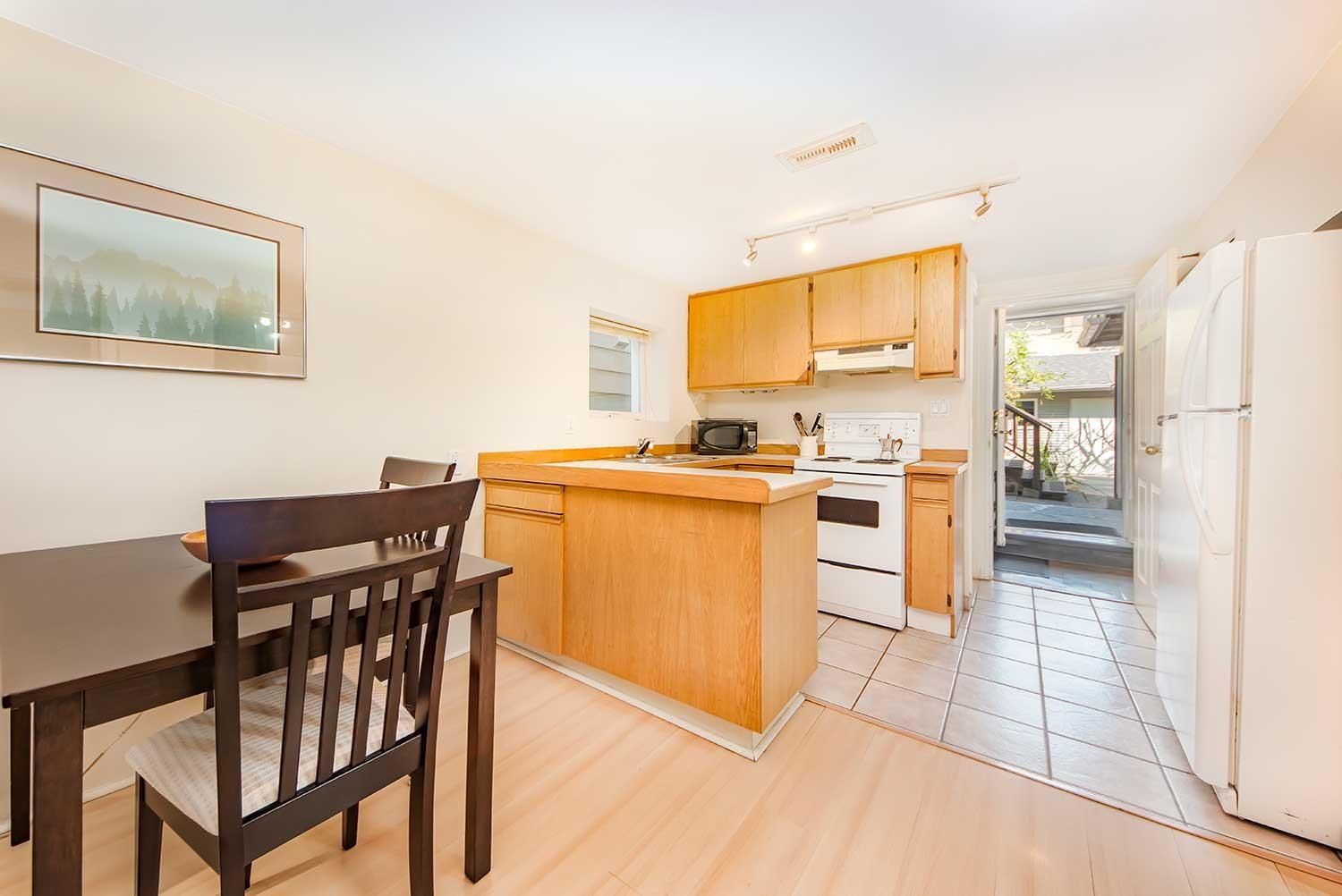 Listing Image 16