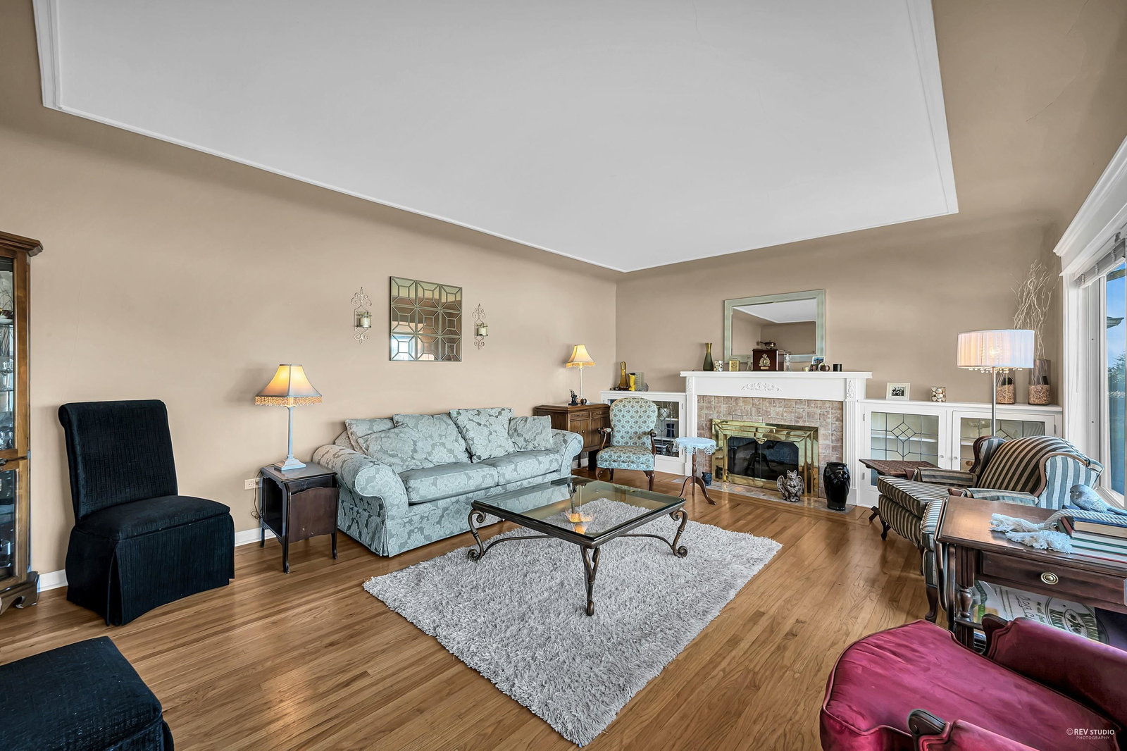 Listing Image 5