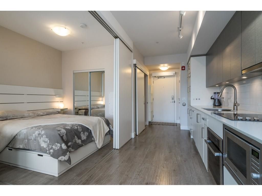Listing Image 8