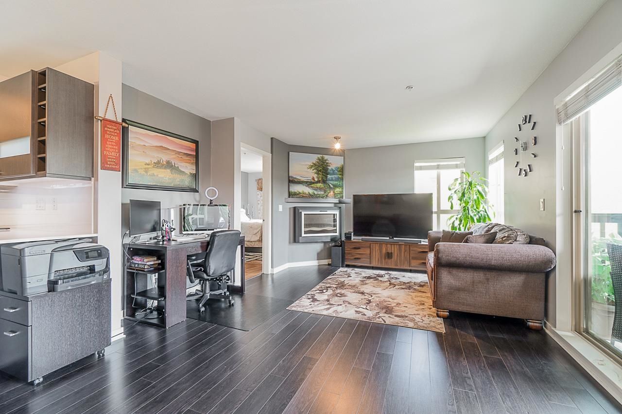 Listing Image 15