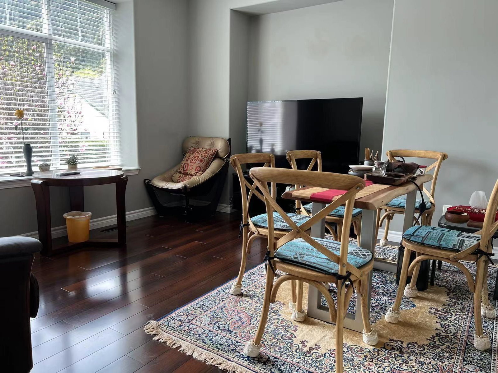 Listing Image 13