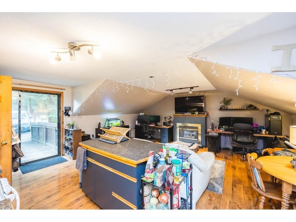 Listing Image 33