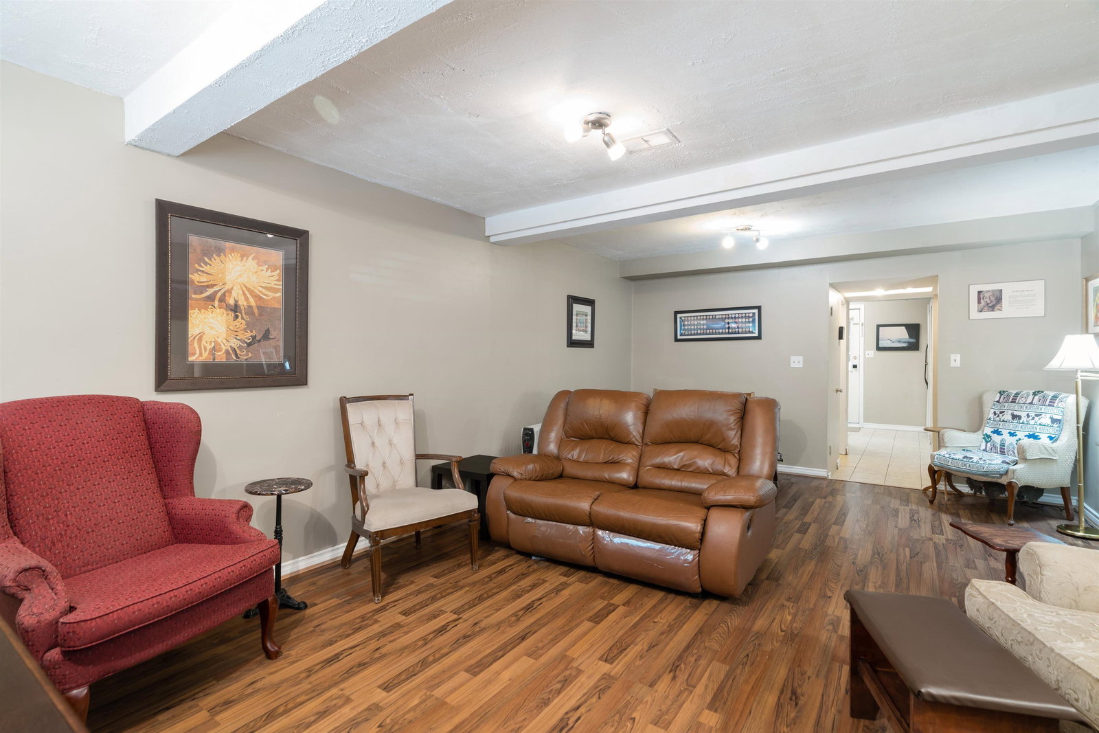 Listing Image 21