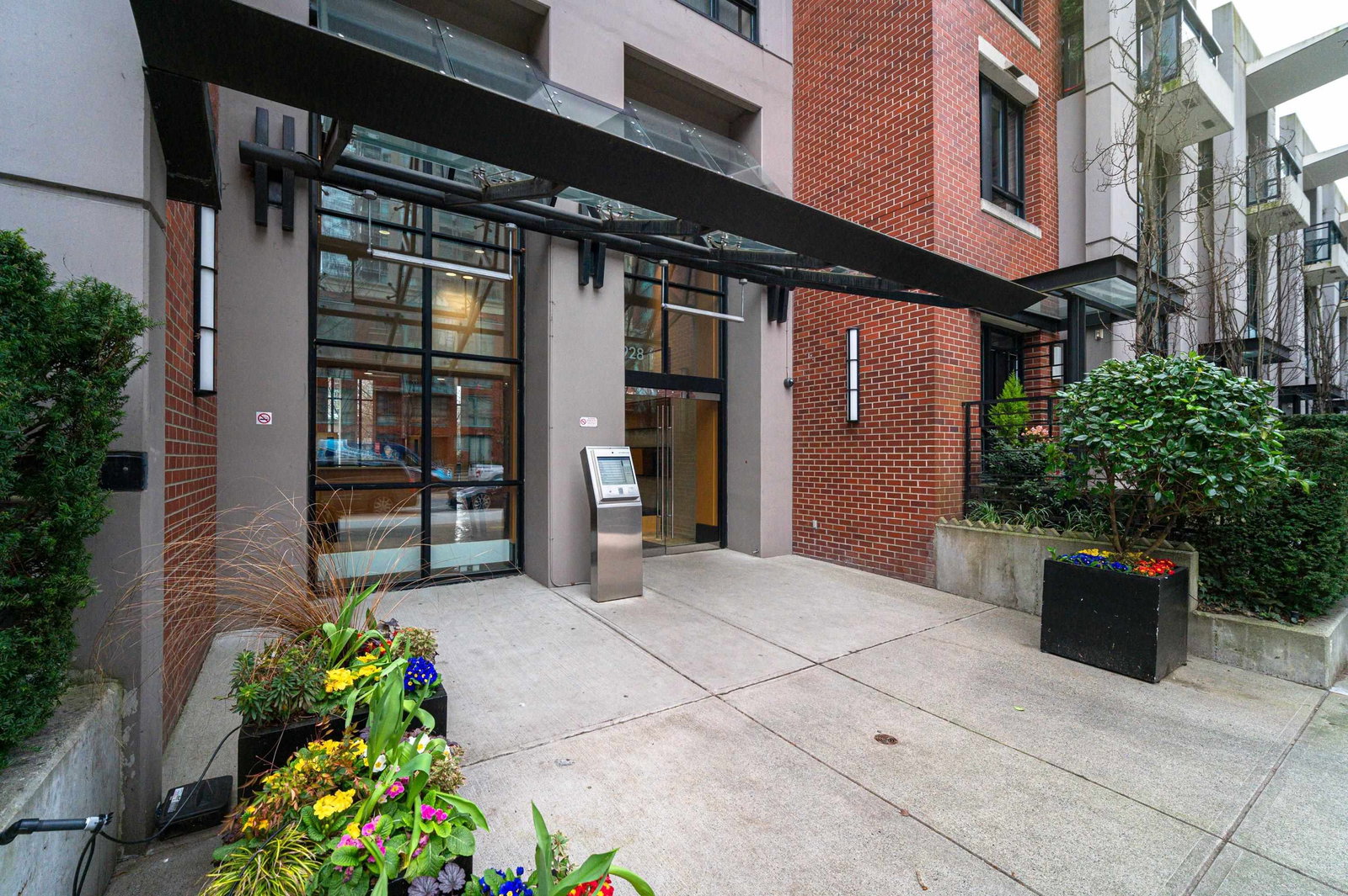 Listing Image 21