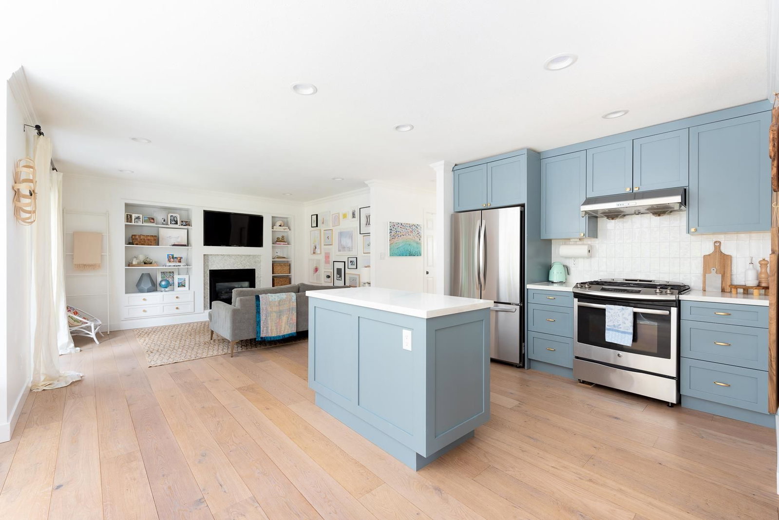 Listing Image 19