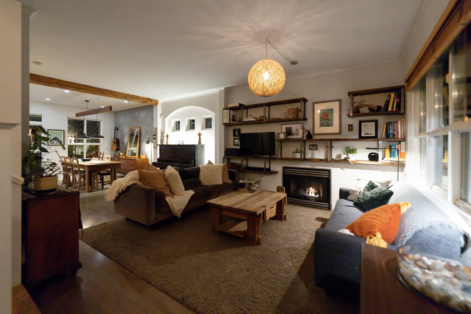 Listing Image 12