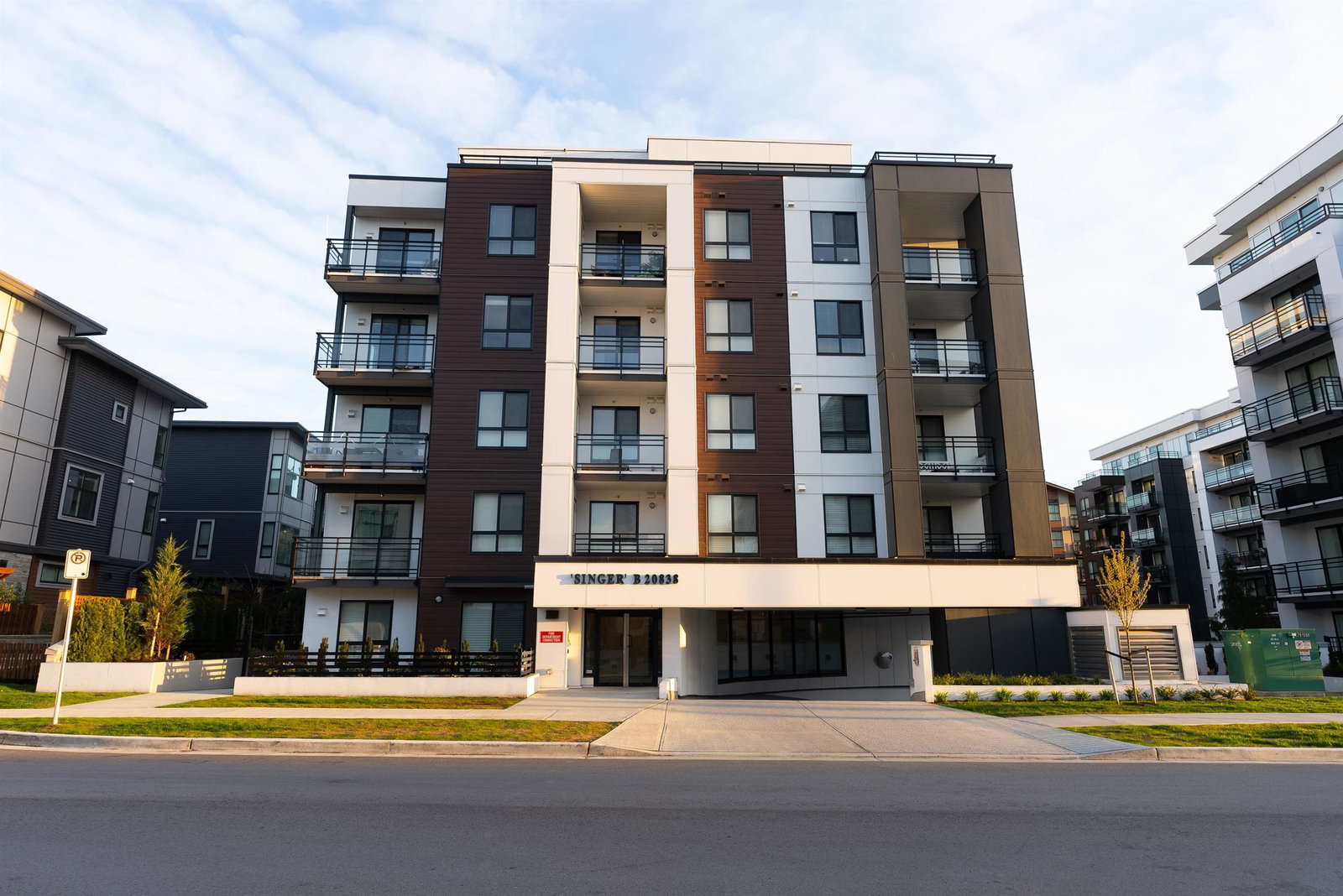 Listing Image 19